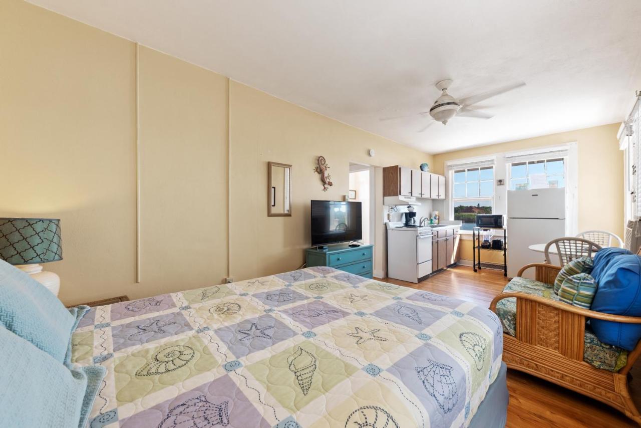 Sun N Fun Beachfront Vacation Rentals Indian Shores Bagian luar foto