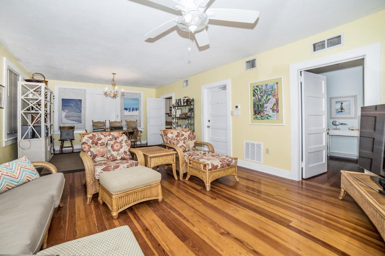 Sun N Fun Beachfront Vacation Rentals Indian Shores Bagian luar foto