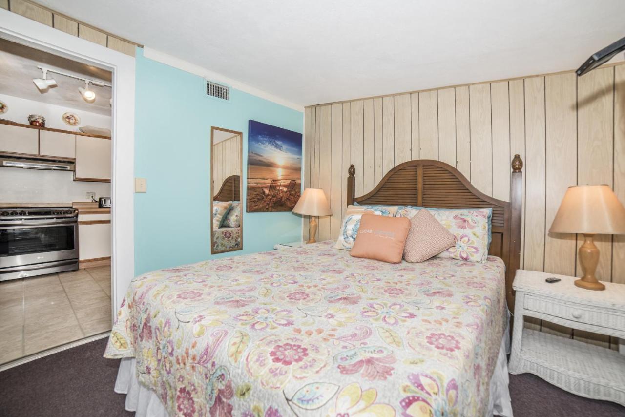 Sun N Fun Beachfront Vacation Rentals Indian Shores Bagian luar foto