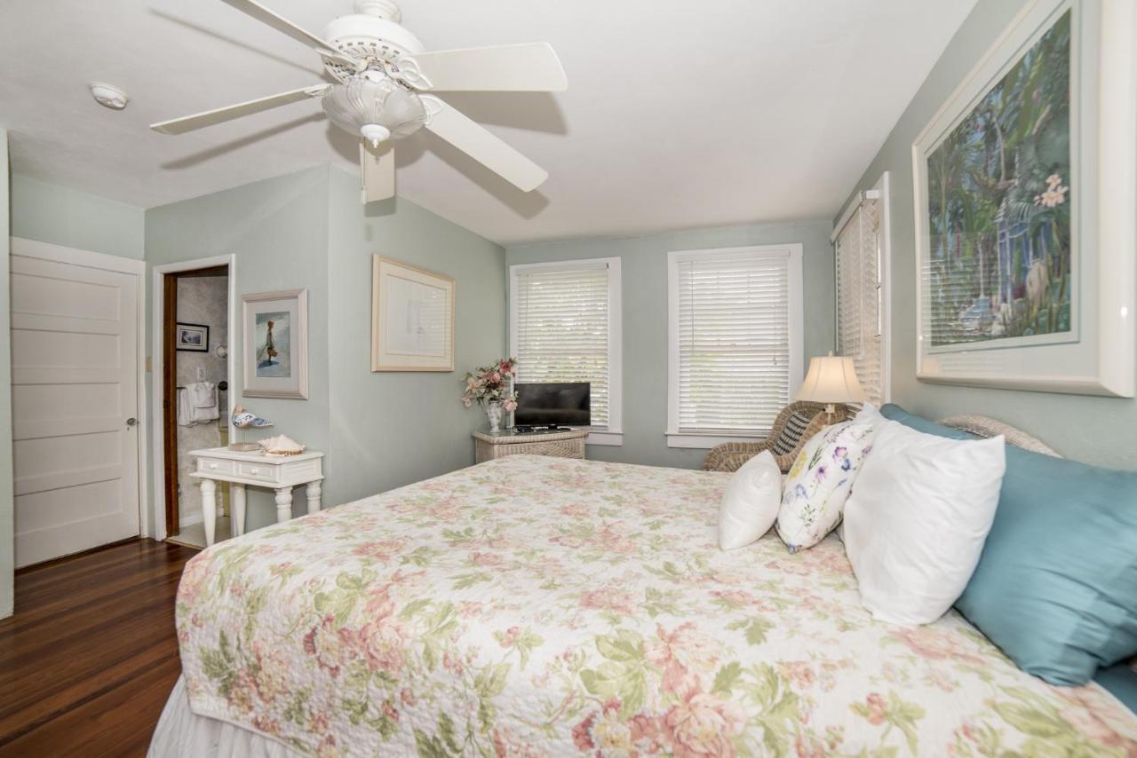 Sun N Fun Beachfront Vacation Rentals Indian Shores Bagian luar foto