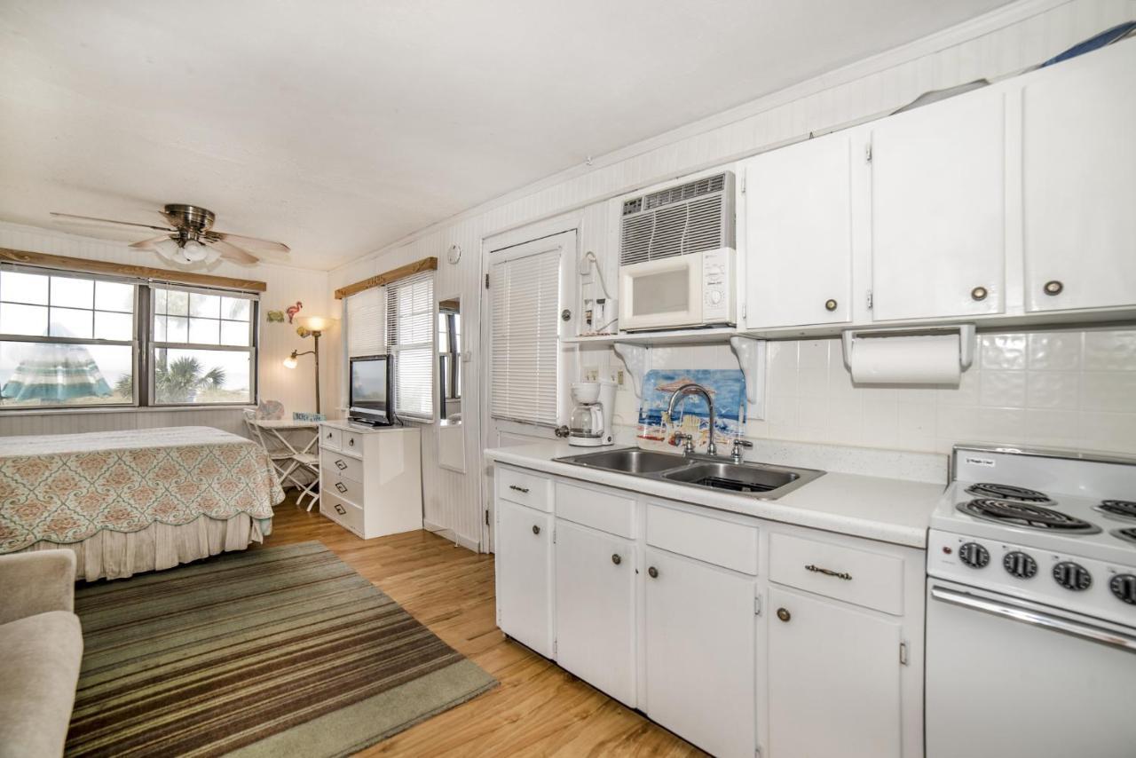 Sun N Fun Beachfront Vacation Rentals Indian Shores Bagian luar foto