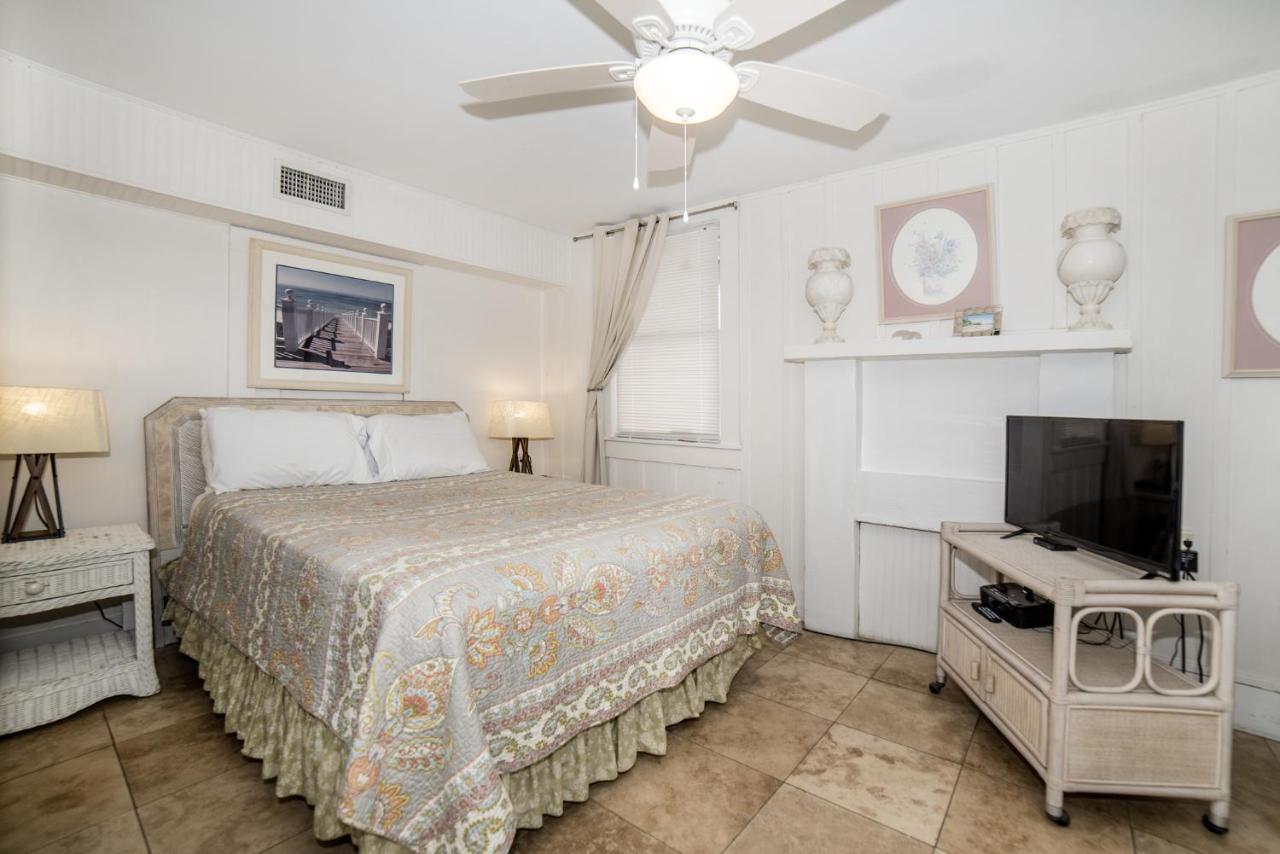 Sun N Fun Beachfront Vacation Rentals Indian Shores Bagian luar foto