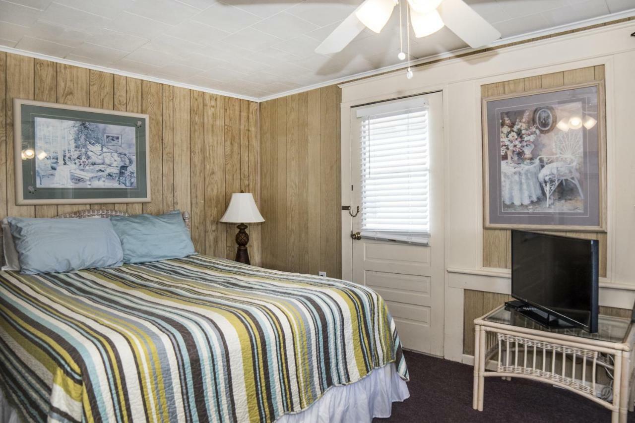Sun N Fun Beachfront Vacation Rentals Indian Shores Bagian luar foto